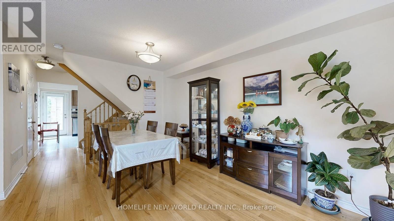 49 Kawneer Terrace, Toronto, ON - Indoor Photo Showing Other Room