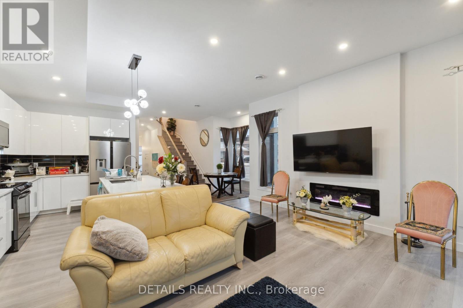 A - 137 Duford Street, Ottawa, ON - Indoor