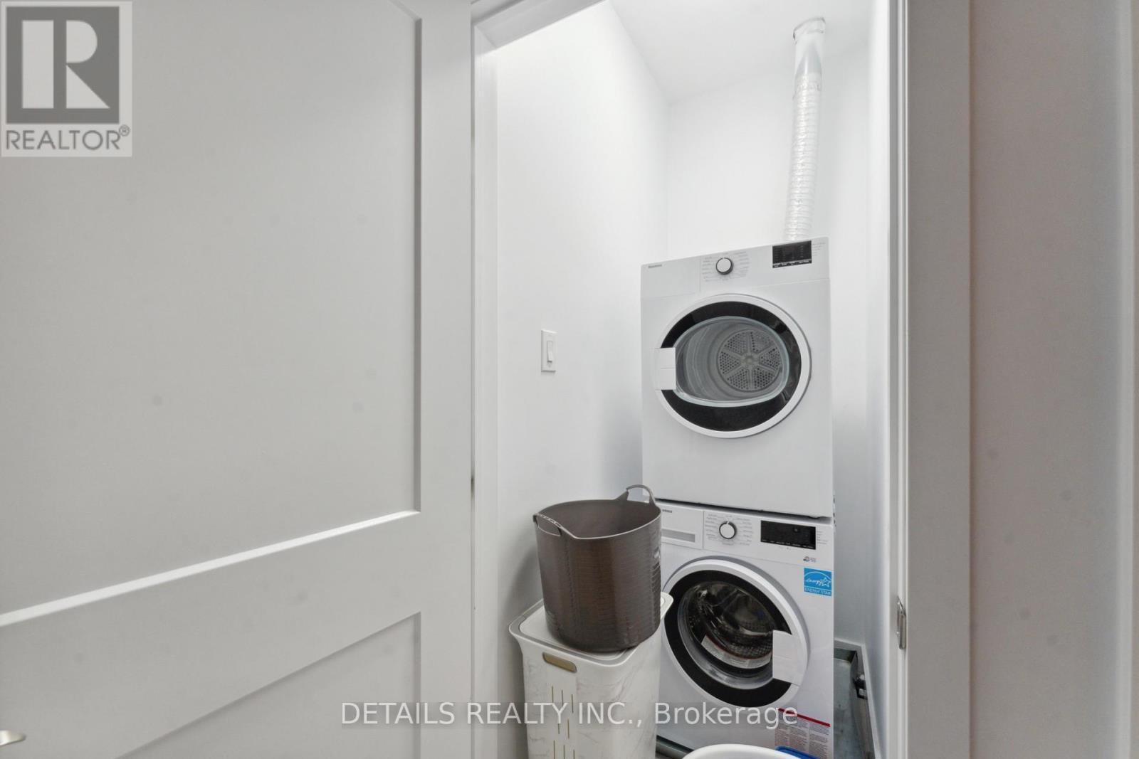 A - 137 Duford Street, Ottawa, ON - Indoor Photo Showing Laundry Room