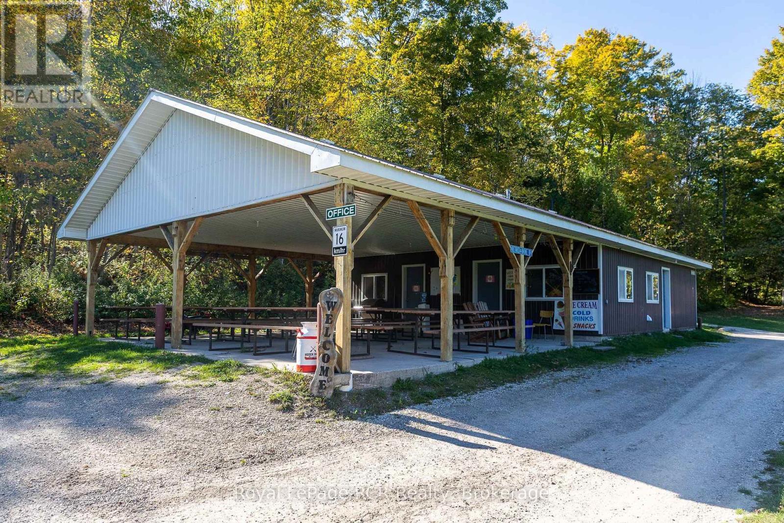 Pavlion - 452 Bruce Rd. 11, Saugeen Shores, ON