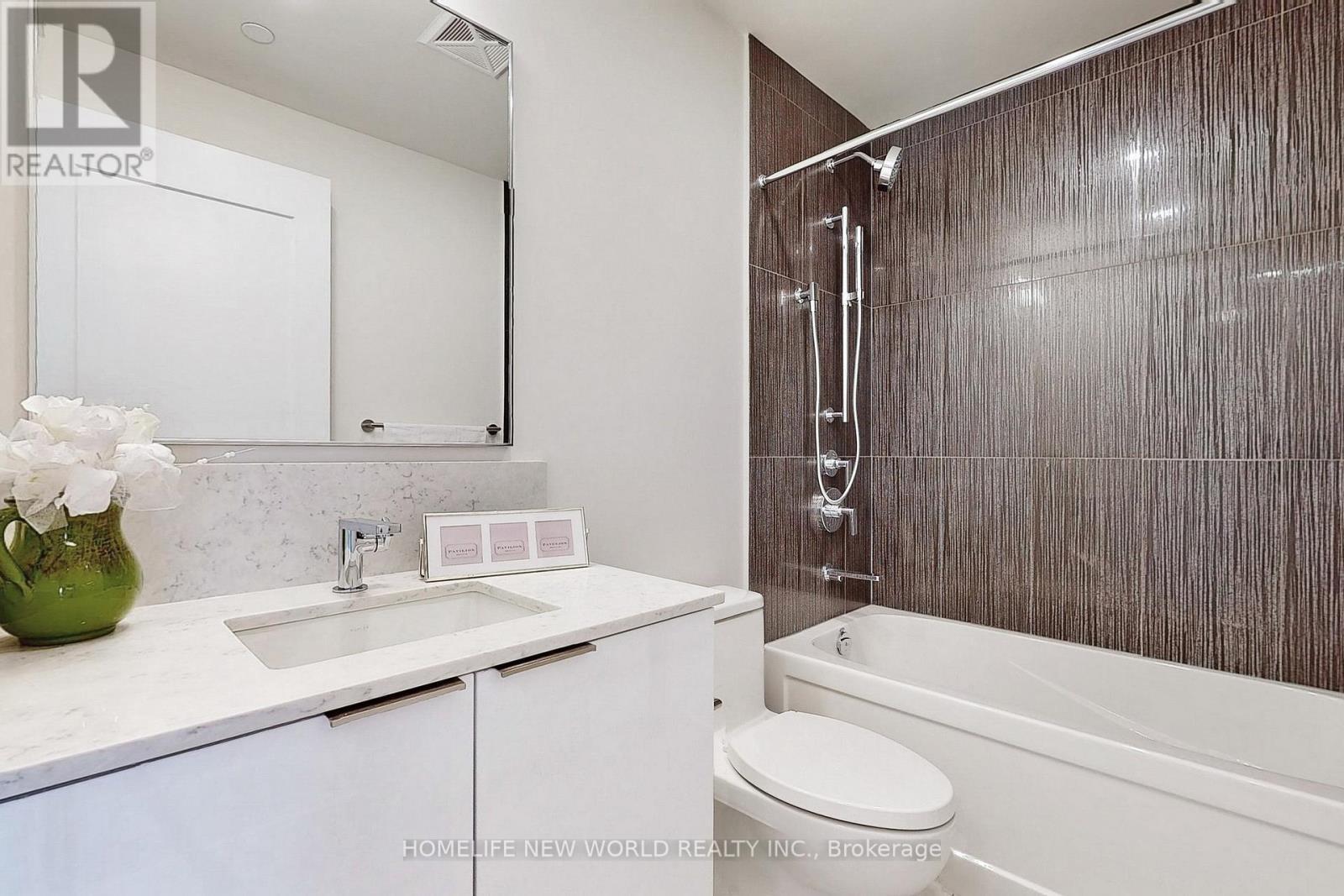 4106 - 28 Freeland Street, Toronto, ON - Indoor Photo Showing Bathroom