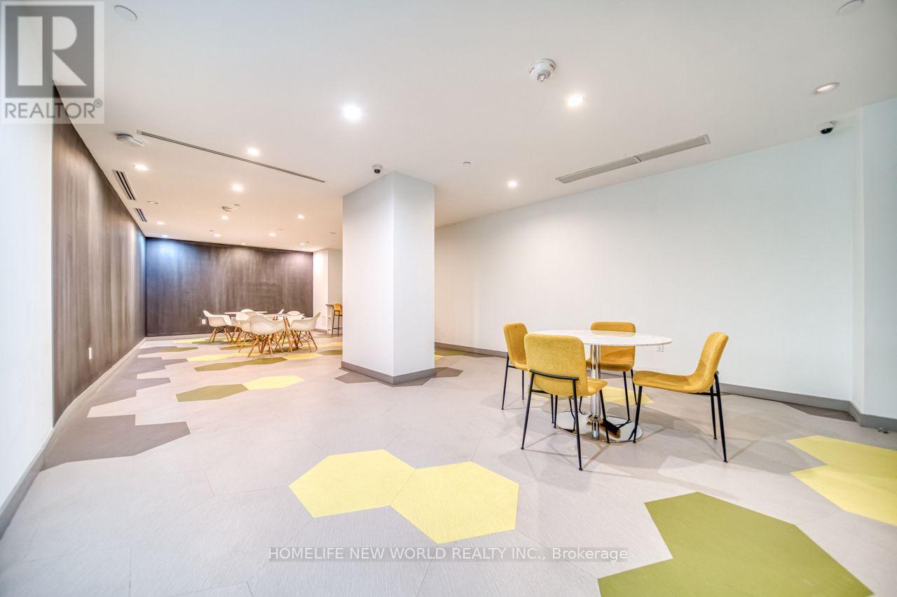 4106 - 28 Freeland Street, Toronto, ON - Indoor Photo Showing Other Room