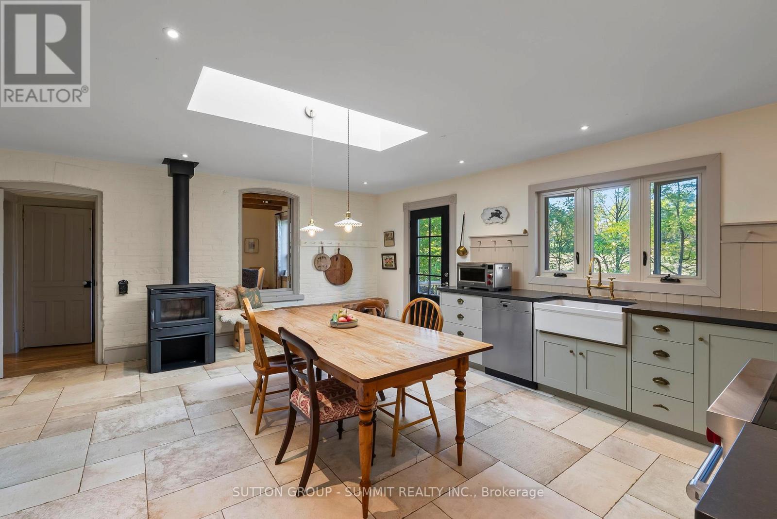 502349 10 Concession, West Grey, ON - Indoor