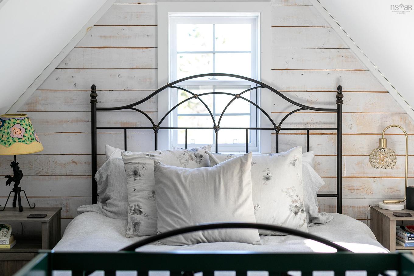 10 Shipping Lane, Halibut Bay, NS