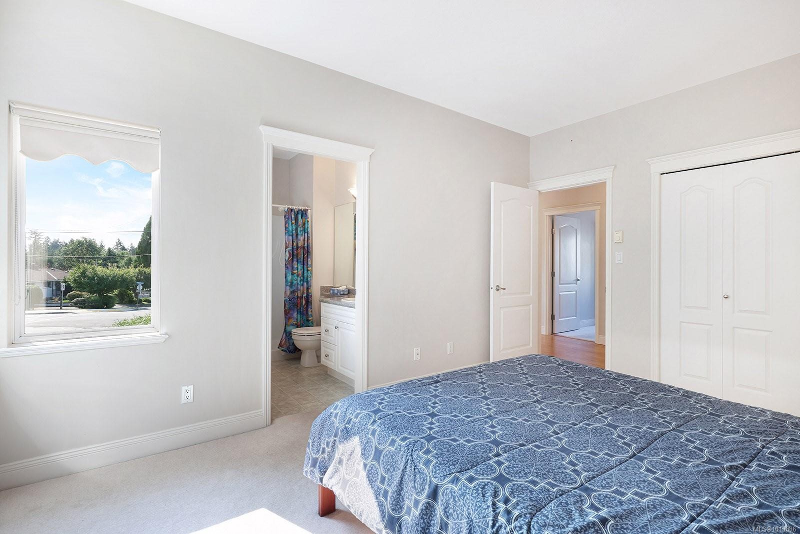 16-1646 Balmoral Ave, Comox, BC - Indoor Photo Showing Bedroom