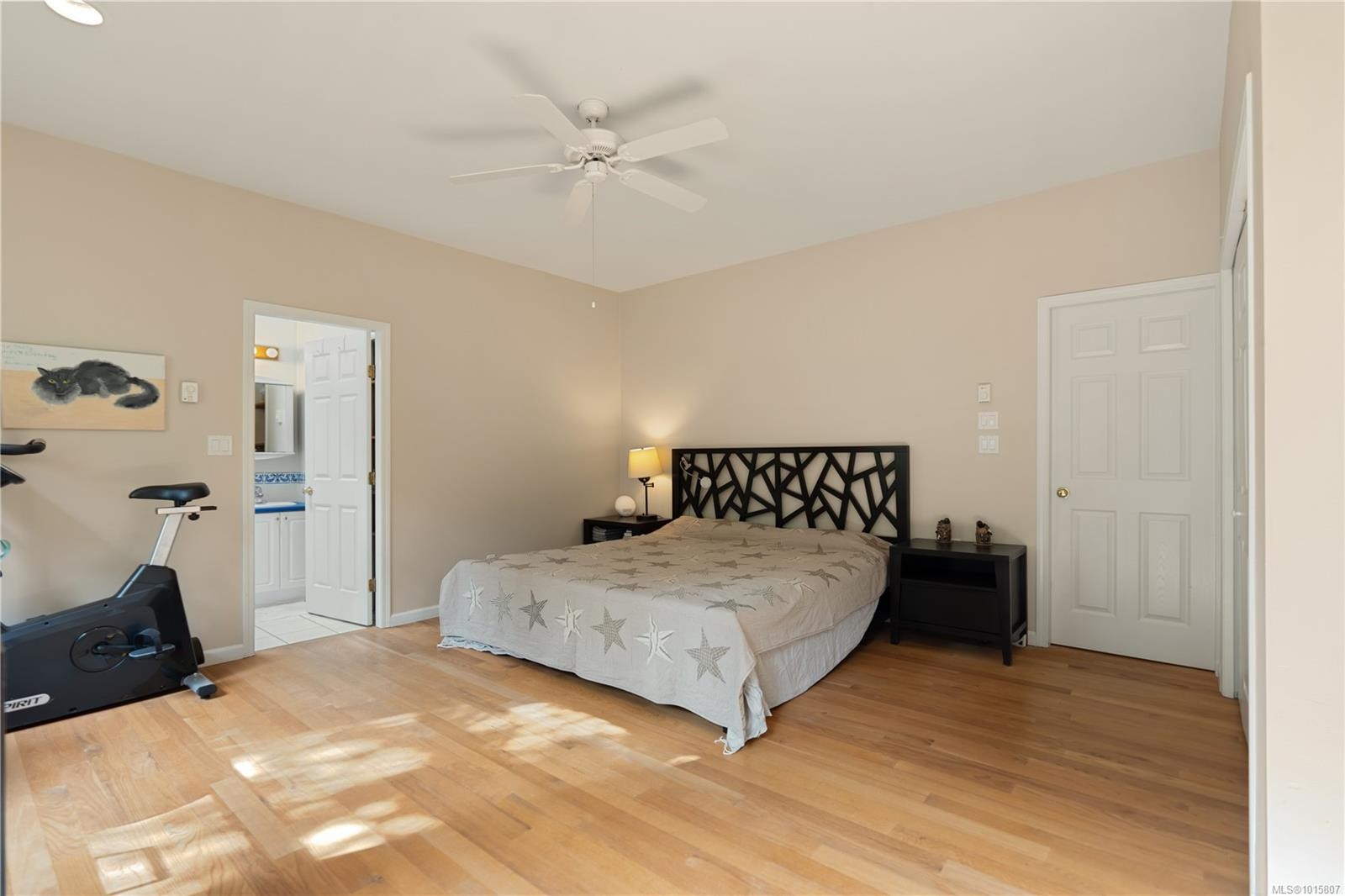 100 Viaduct Ave West, Saanich, BC