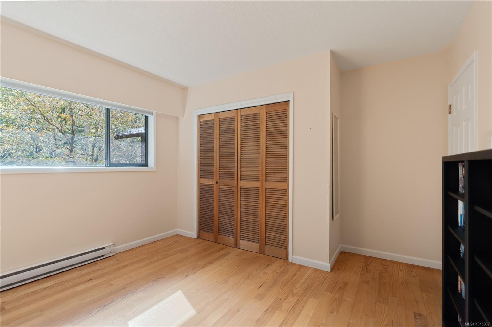 100 Viaduct Ave West, Saanich, BC