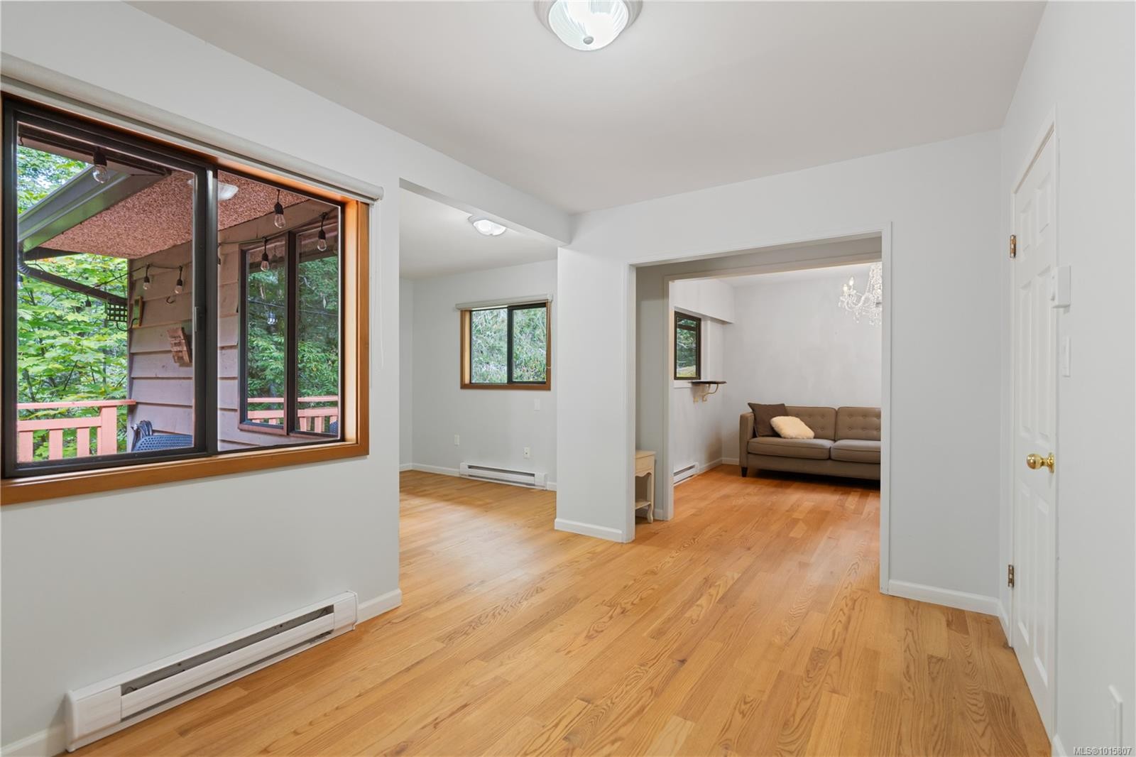 100 Viaduct Ave West, Saanich, BC