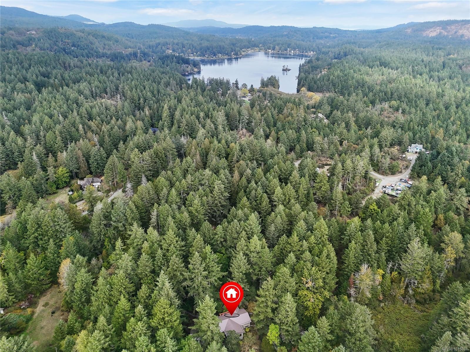 100 Viaduct Ave West, Saanich, BC