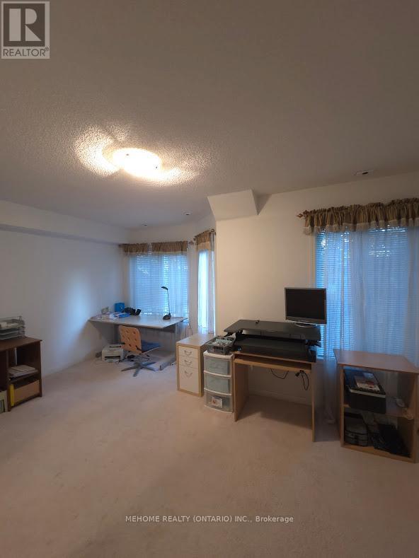 6 - 15 St Moritz Way, Markham, ON - Indoor Photo Showing Other Room