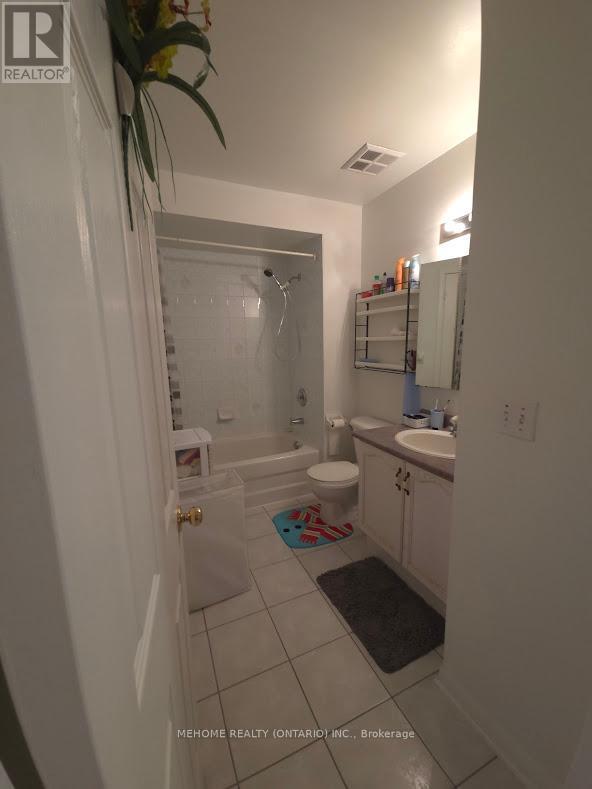 6 - 15 St Moritz Way, Markham, ON - Indoor Photo Showing Bathroom