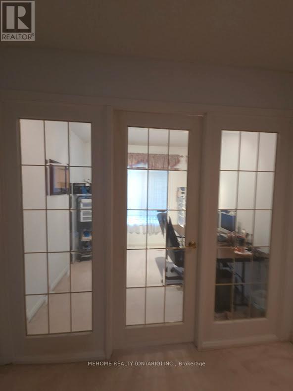 6 - 15 St Moritz Way, Markham, ON - Photo Showing Other Room