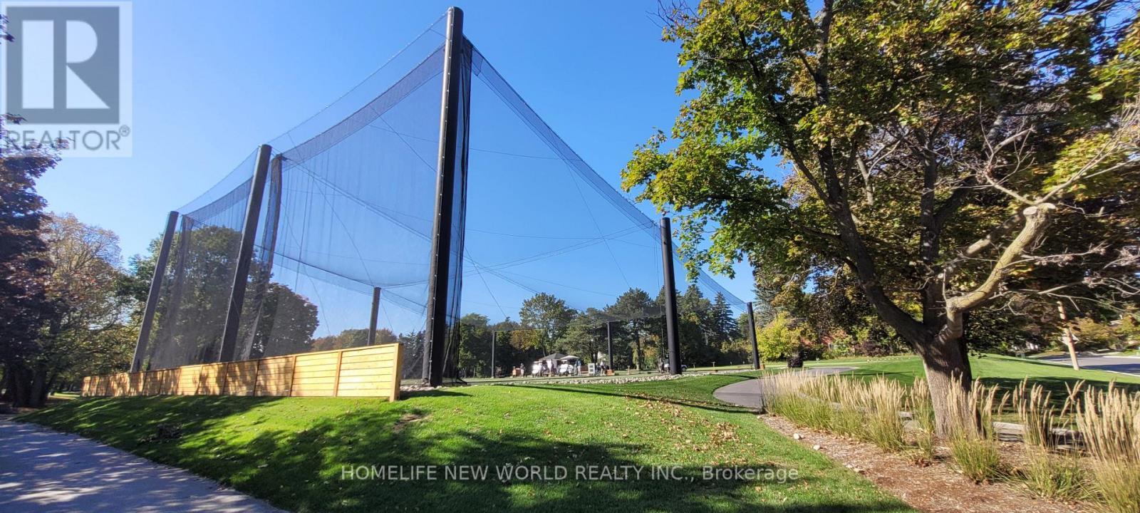 11 Fairway Heights Crescent, Markham, ON - Outdoor