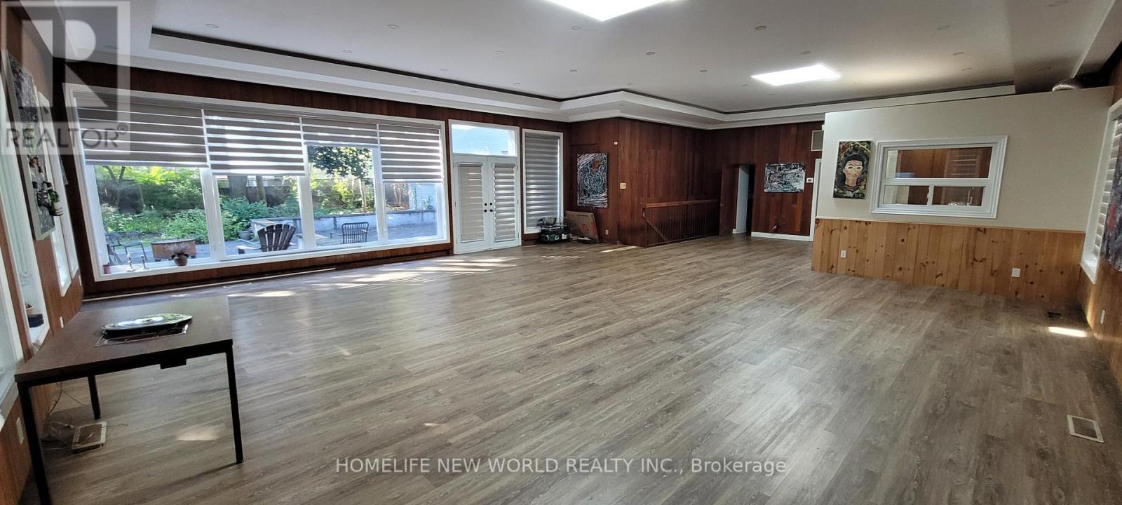 11 Fairway Heights Crescent, Markham, ON - Indoor Photo Showing Other Room