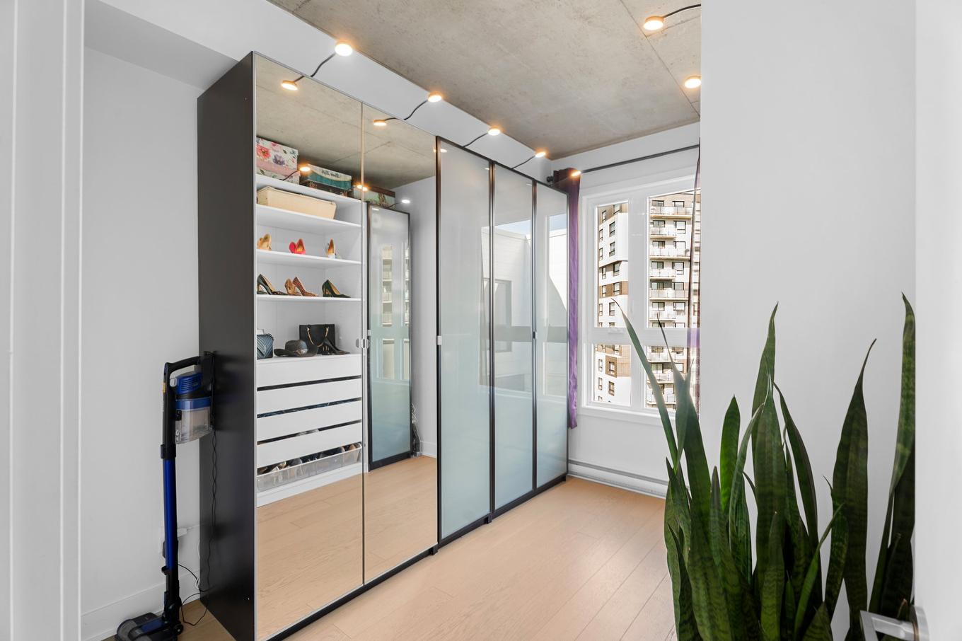 Autre - 1008-1700 Rue Viola-Desmond, Montréal (Lasalle), QC - Indoor Photo Showing Other Room