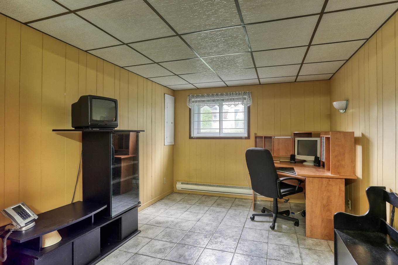 Salle familiale - 5300 Rue De Champagne, Trois-Rivières, QC - Indoor