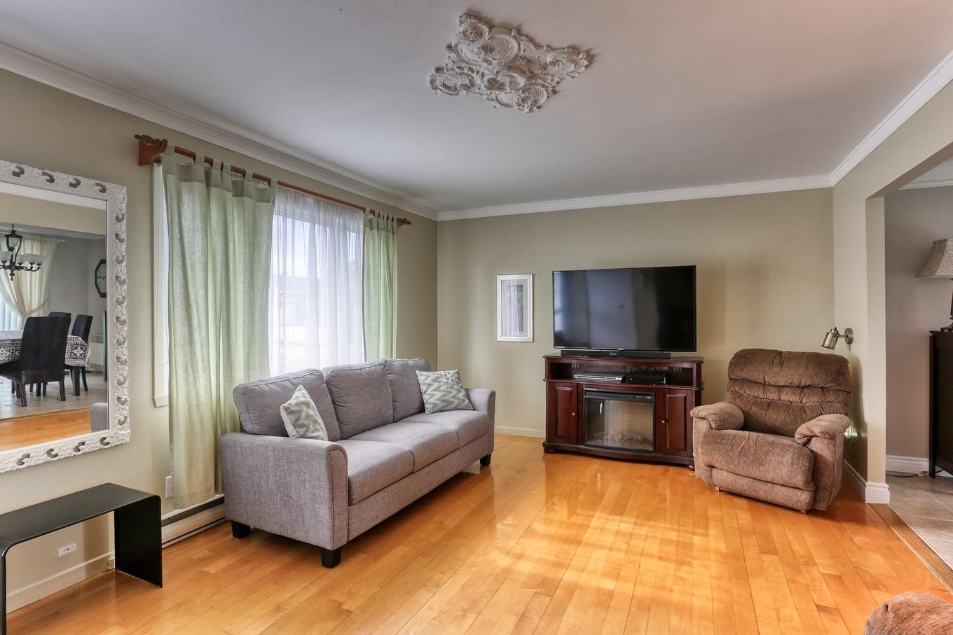 Salon - 5300 Rue De Champagne, Trois-Rivières, QC - Indoor Photo Showing Living Room