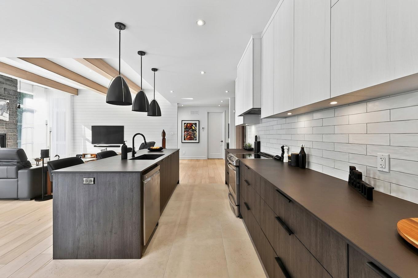 Kitchen - 1124 Ch. Du Massif, Piedmont, QC - Indoor Photo Showing Kitchen With Upgraded Kitchen