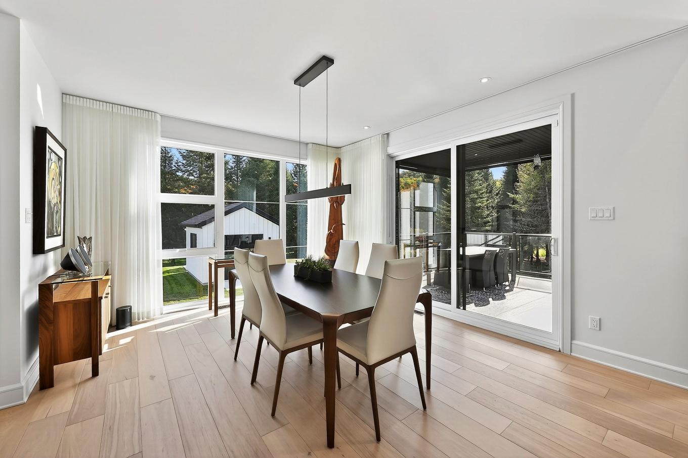 Dining room - 1124 Ch. Du Massif, Piedmont, QC - Indoor Photo Showing Dining Room