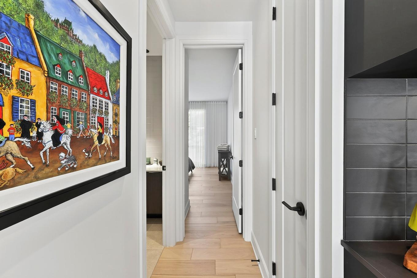 Passageway - 1124 Ch. Du Massif, Piedmont, QC - Indoor Photo Showing Other Room