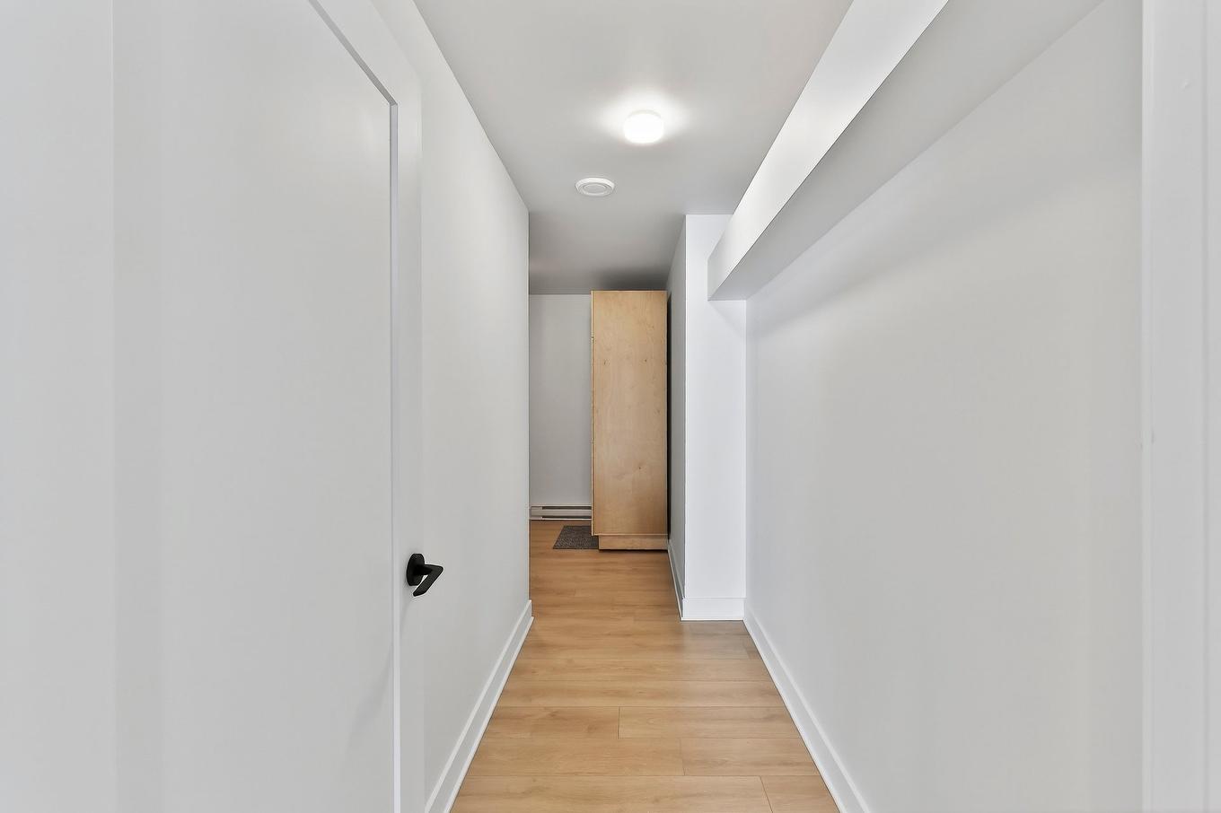 Passageway - 1124 Ch. Du Massif, Piedmont, QC - Indoor Photo Showing Other Room