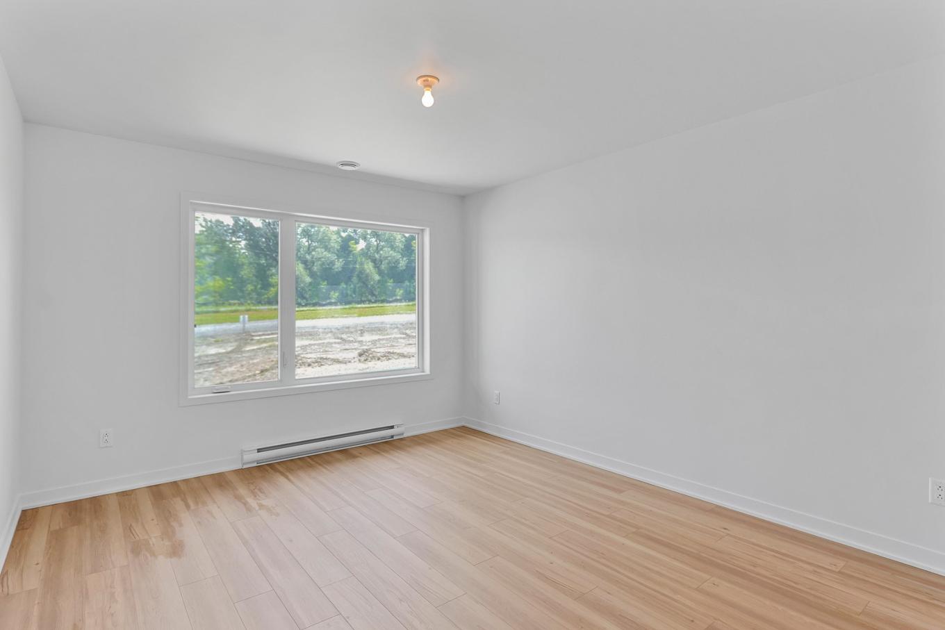 Chambre à coucher - Rue Des Marronniers, Salaberry-De-Valleyfield, QC - Indoor Photo Showing Other Room