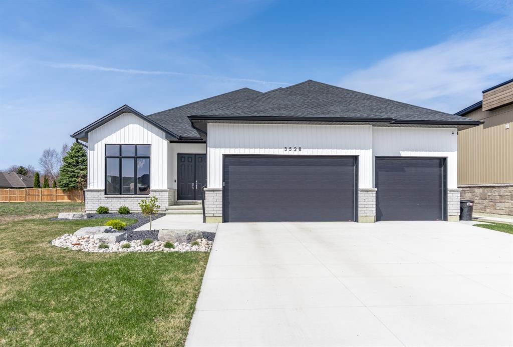 3528 Rowdy Road, Plympton-Wyoming, ON