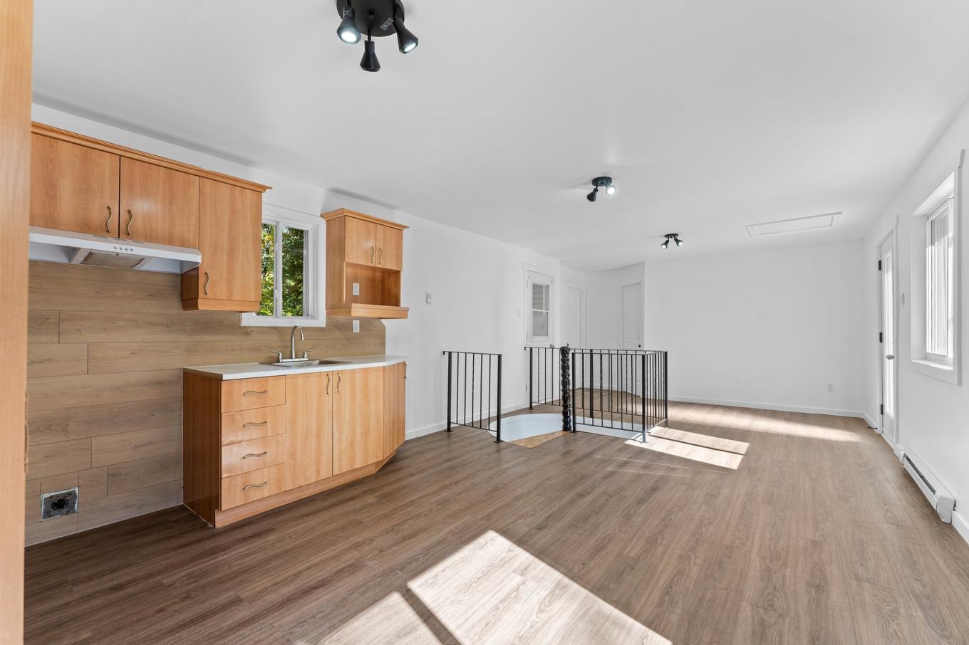 Vue d'ensemble - 1715 Rue Collin, Saint-Lin/Laurentides, QC - Indoor Photo Showing Other Room