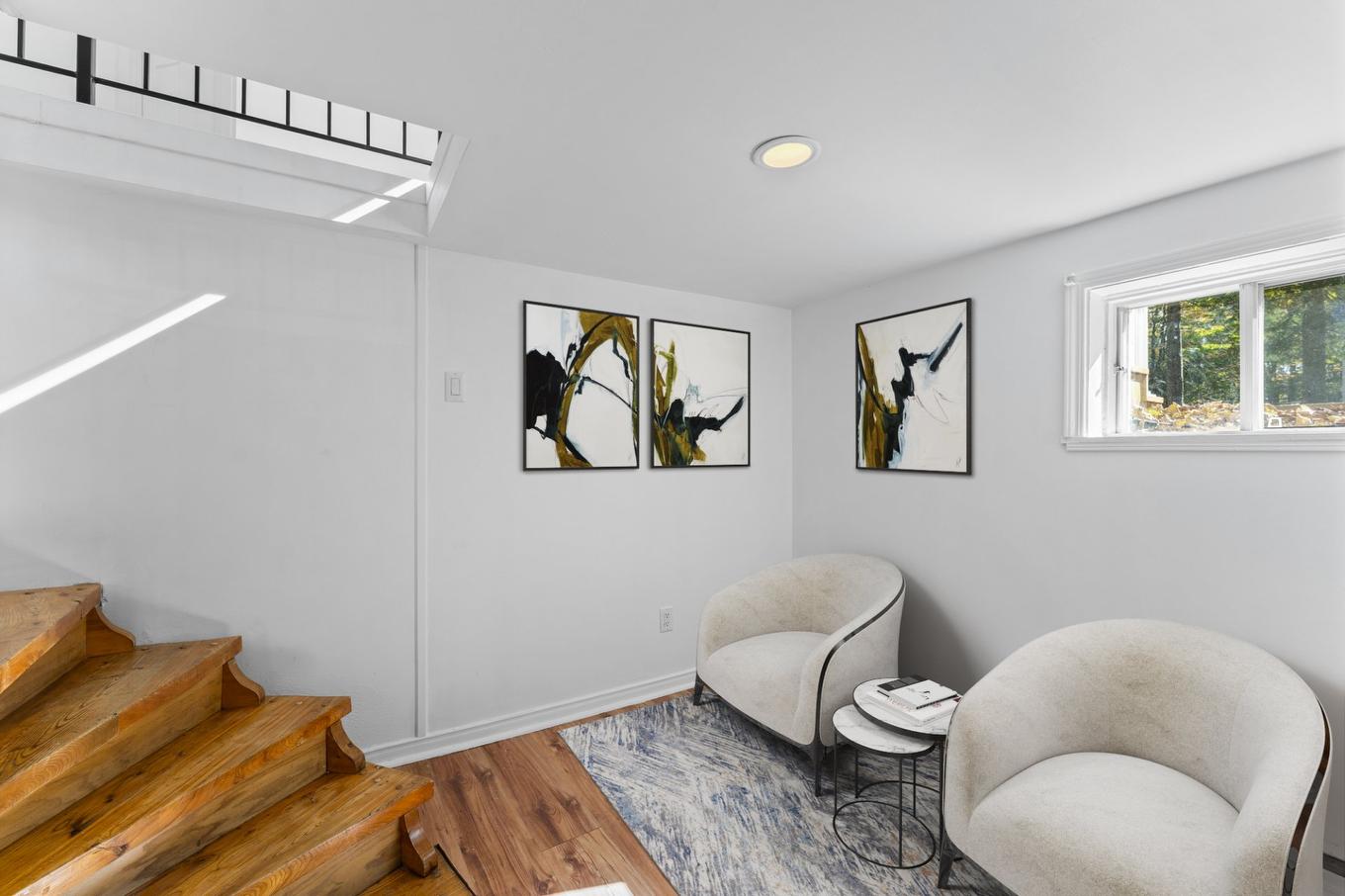 Boudoir - 1715 Rue Collin, Saint-Lin/Laurentides, QC - Indoor