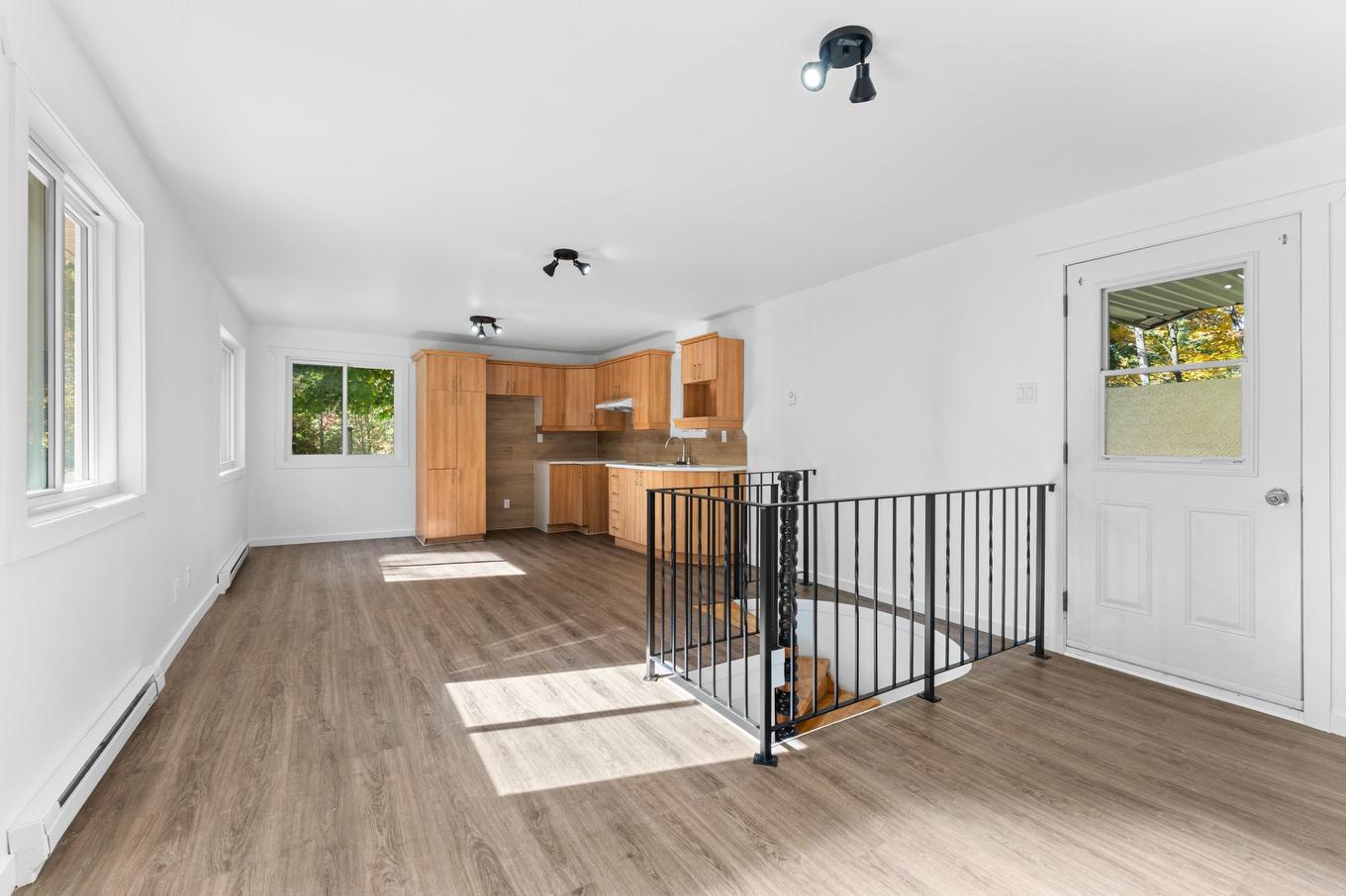 Vue d'ensemble - 1715 Rue Collin, Saint-Lin/Laurentides, QC - Indoor Photo Showing Other Room