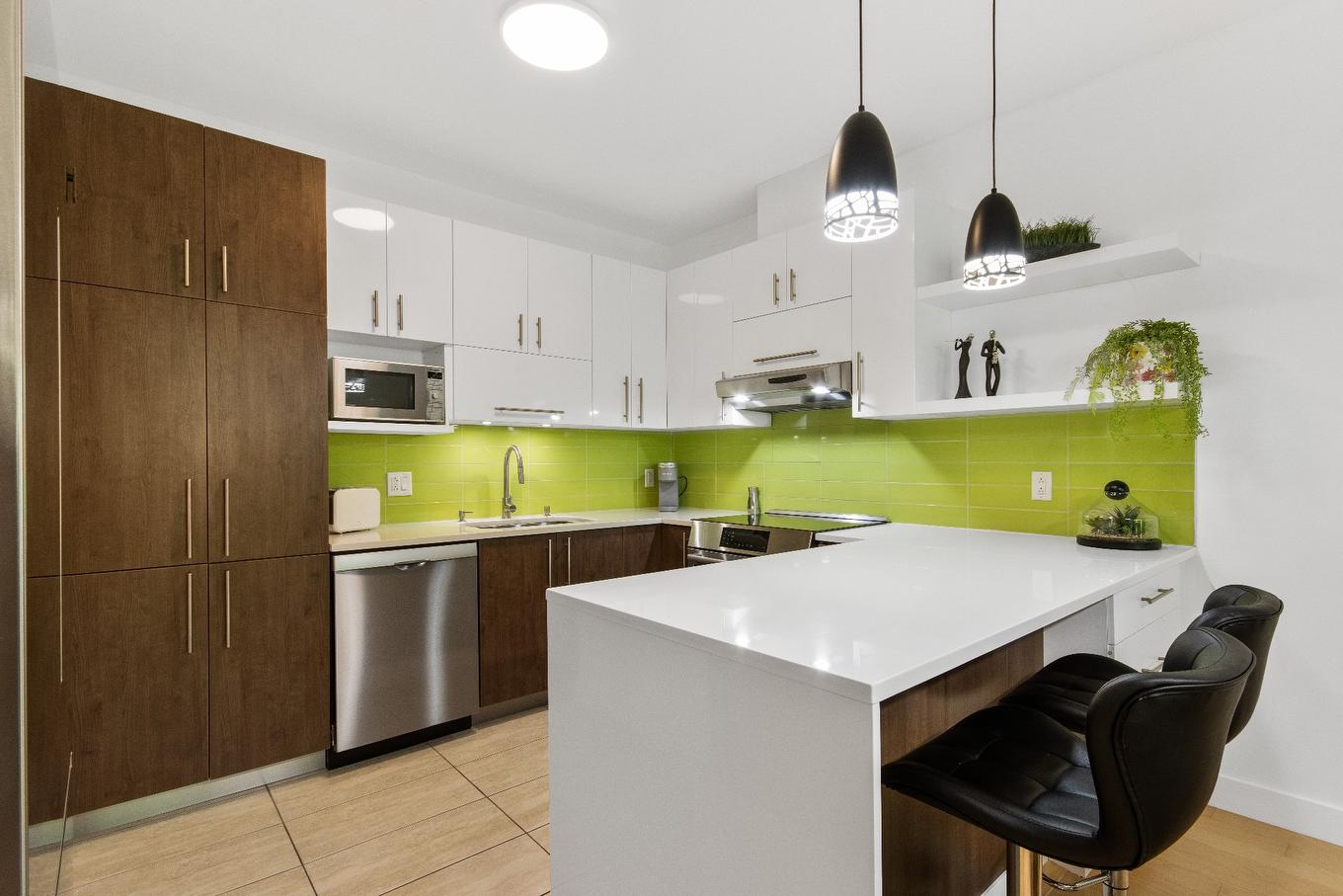 Kitchen - 405-2120 Rue Du Colisée, Longueuil (Le Vieux-Longueuil), QC - Indoor Photo Showing Kitchen