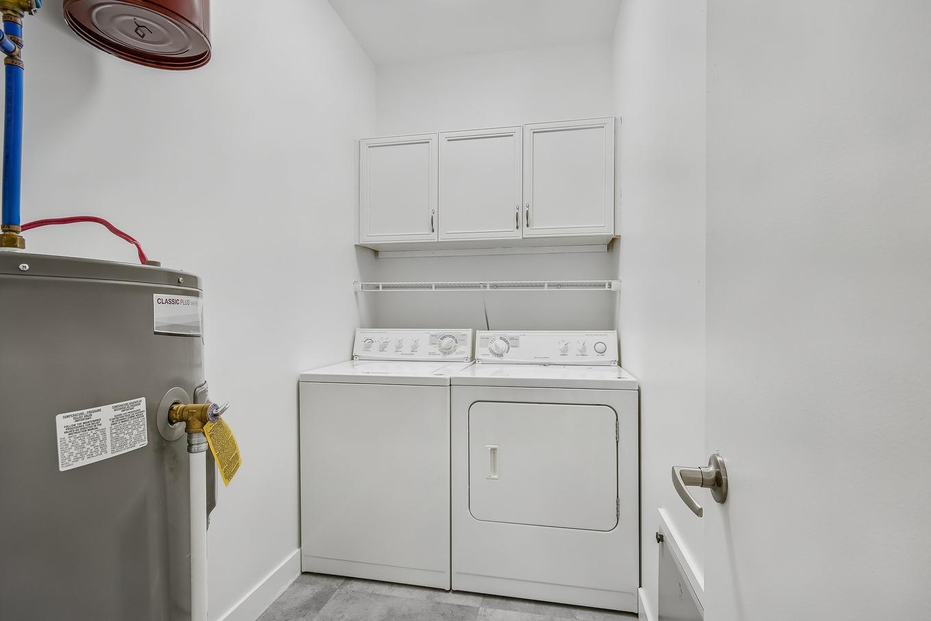 Laundry room - 405-2120 Rue Du Colisée, Longueuil (Le Vieux-Longueuil), QC - Indoor Photo Showing Laundry Room