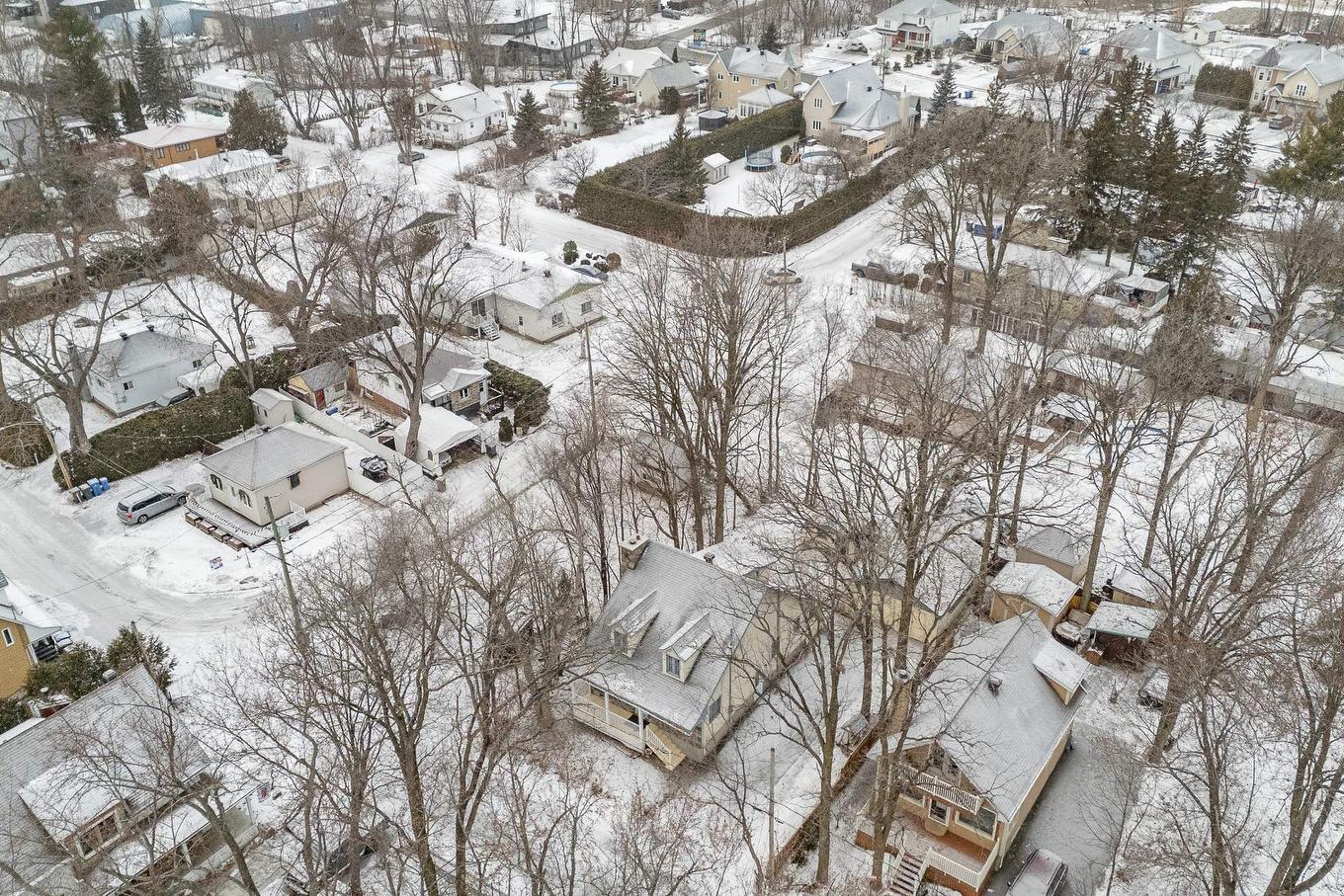 Aerial photo - 1225 Rue Louis, Terrebonne (Terrebonne), QC - Outdoor