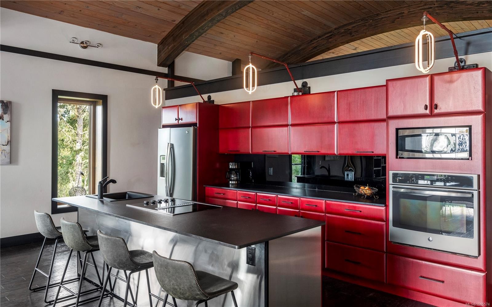 7405 Thornton Hts, Sooke, BC