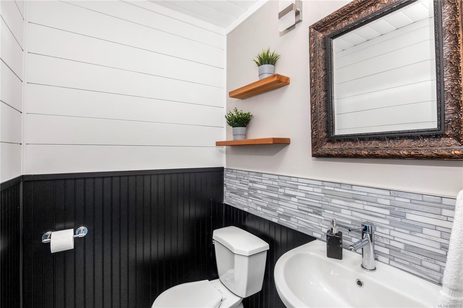 7405 Thornton Hts, Sooke, BC