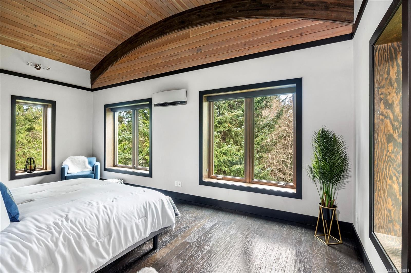 7405 Thornton Hts, Sooke, BC