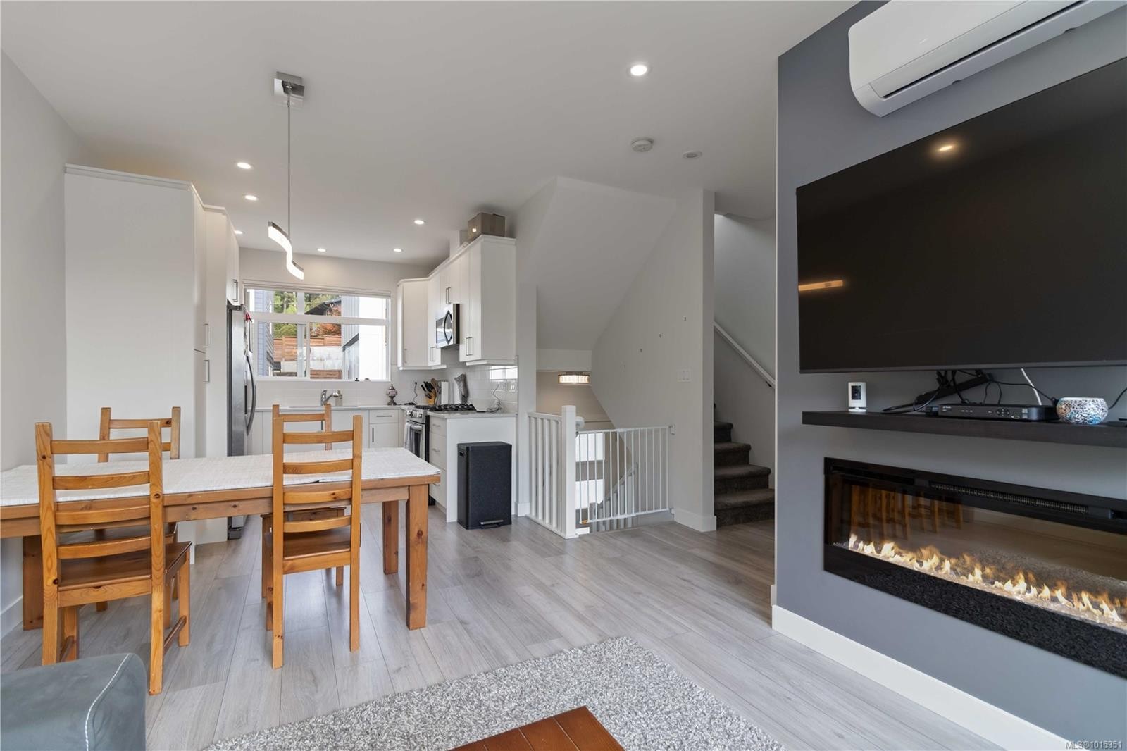 106-3429 Happy Valley Rd, Langford, BC