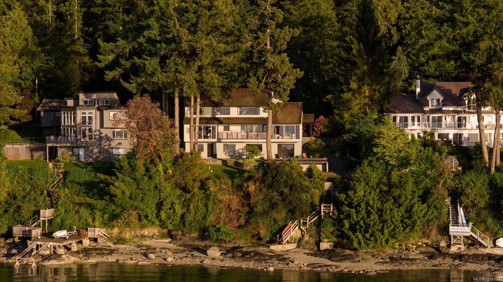 9600 Ardmore Dr, North Saanich, BC