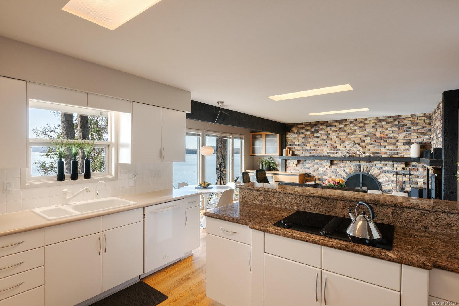 9600 Ardmore Dr, North Saanich, BC