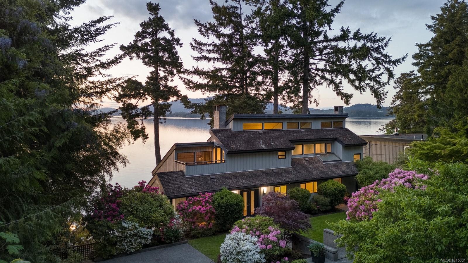 9600 Ardmore Dr, North Saanich, BC