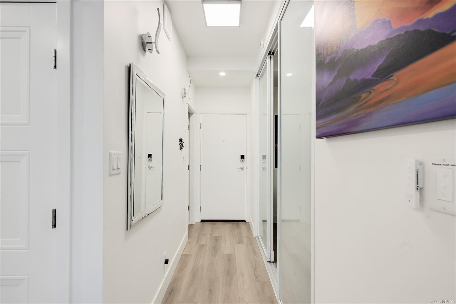 316-409 Swift St, Victoria, BC - Indoor Photo Showing Other Room