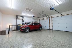 Garage -