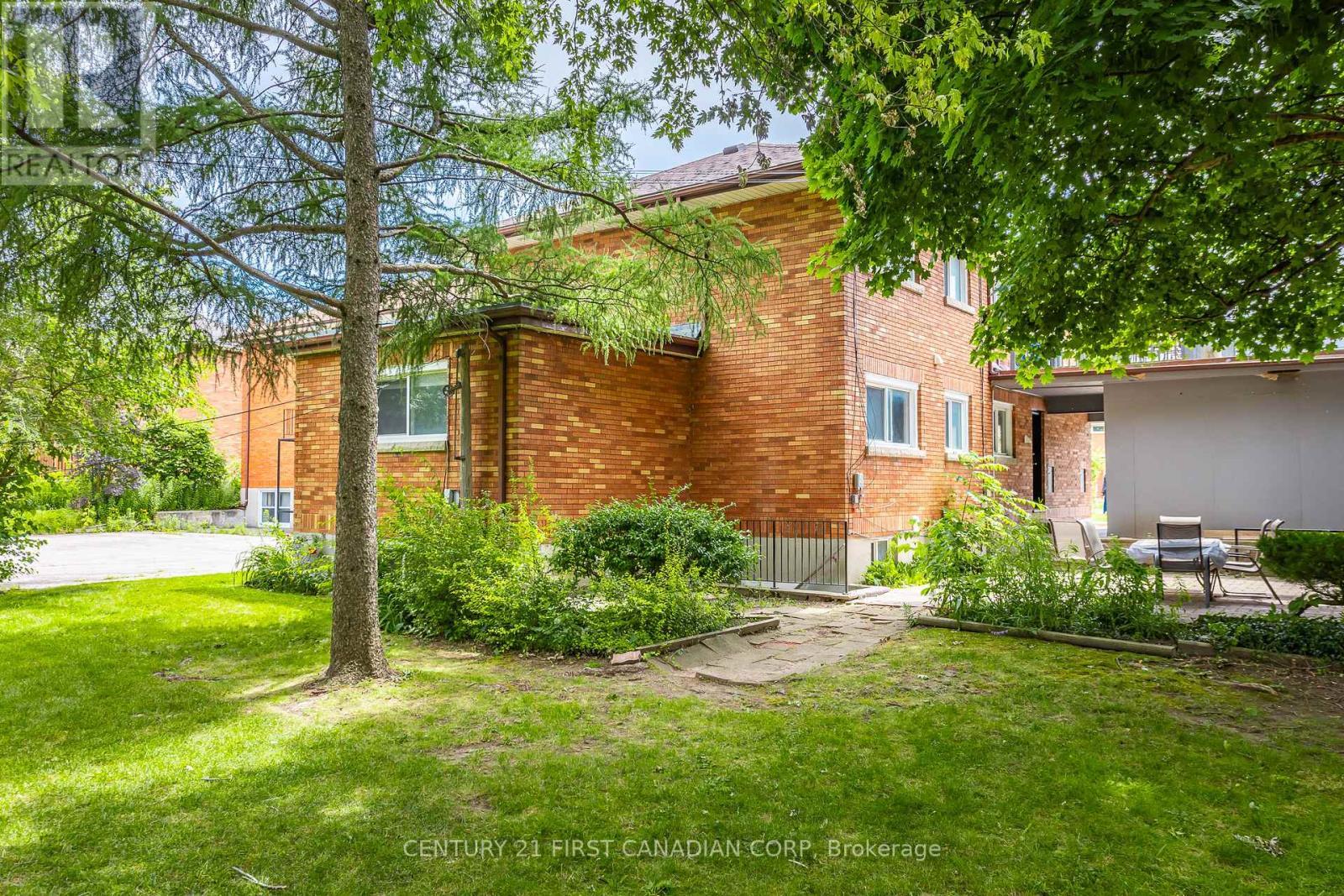 664 Cheapside Street, London East (East C), ON - Outdoor