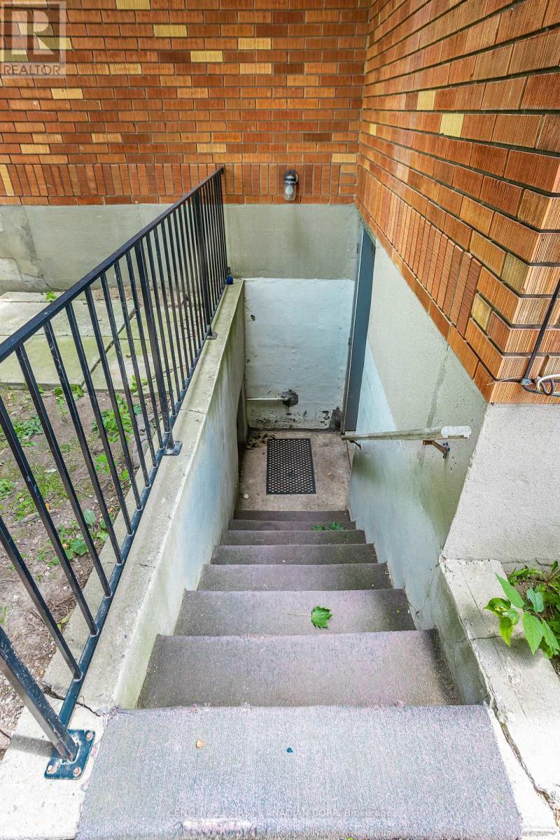 664 Cheapside Street, London East (East C), ON - Outdoor