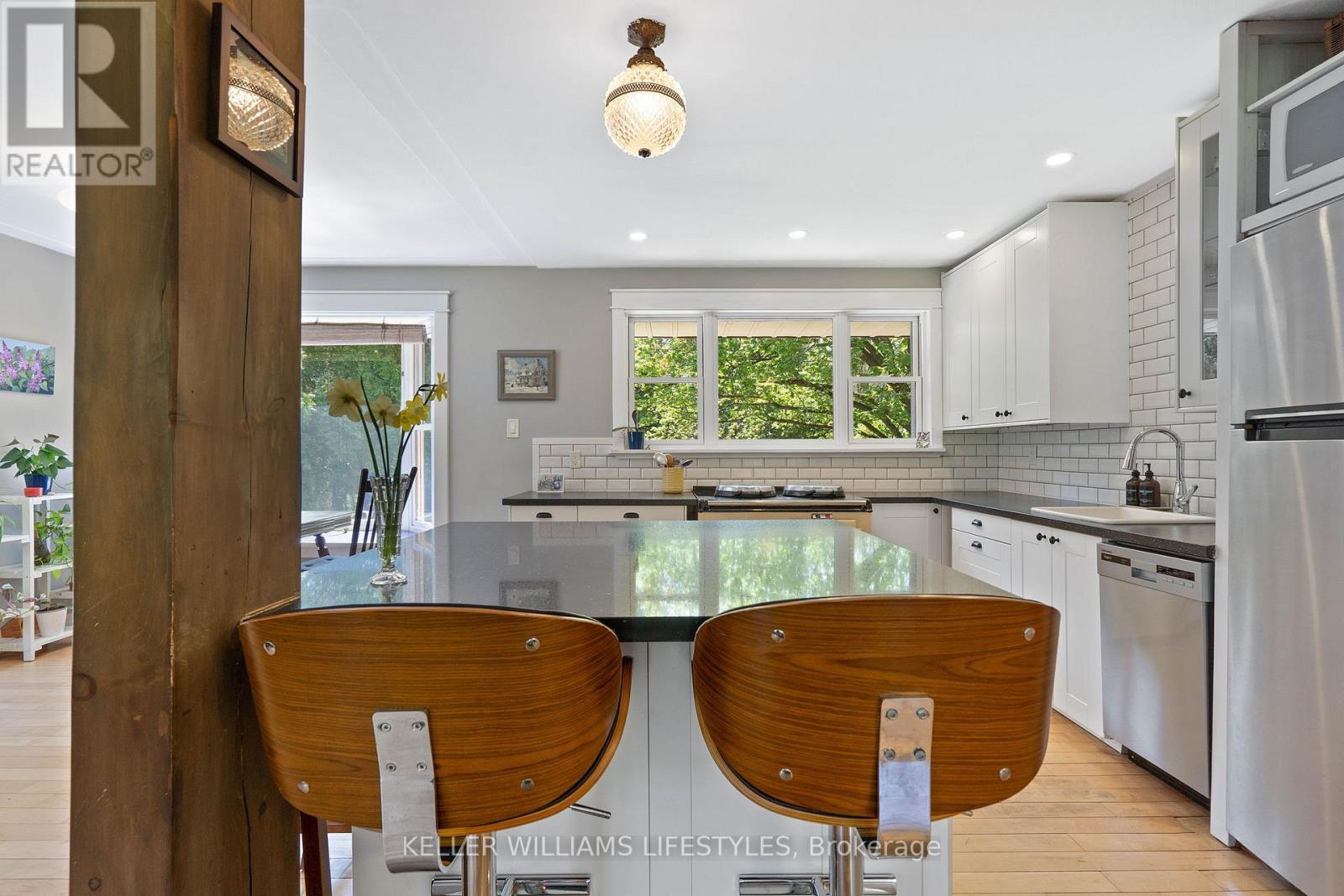 15083 Medway Road, Middlesex Centre, ON - Indoor Photo Showing Kitchen