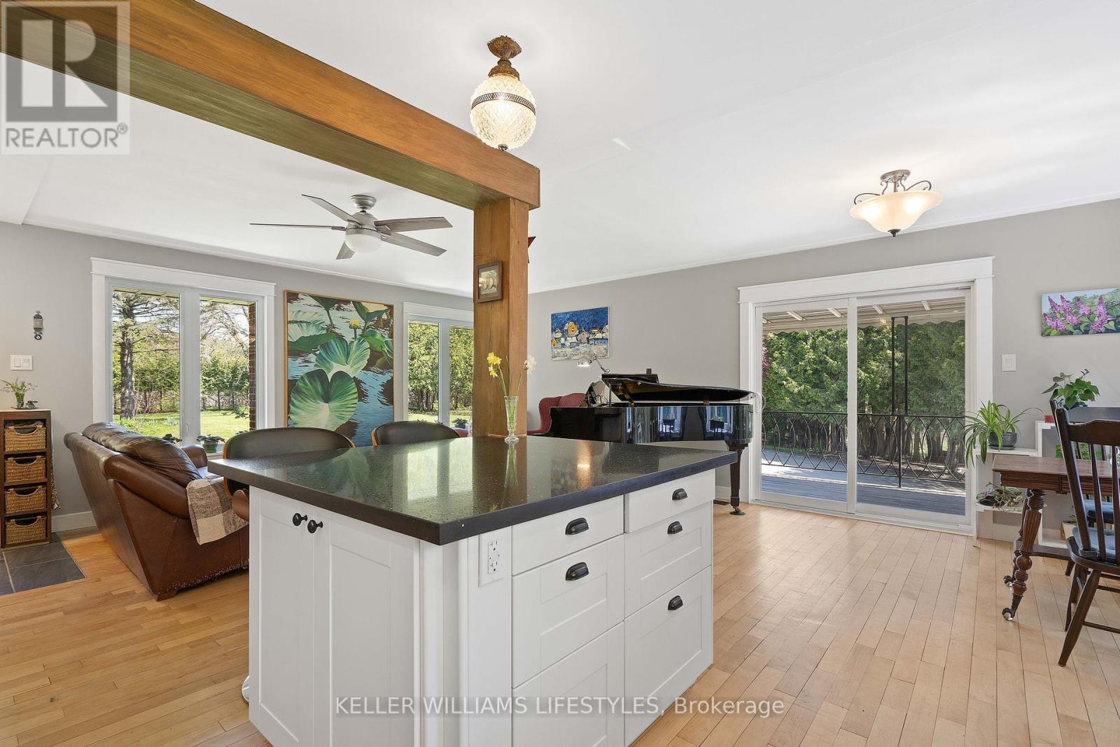 15083 Medway Road, Middlesex Centre, ON - Indoor