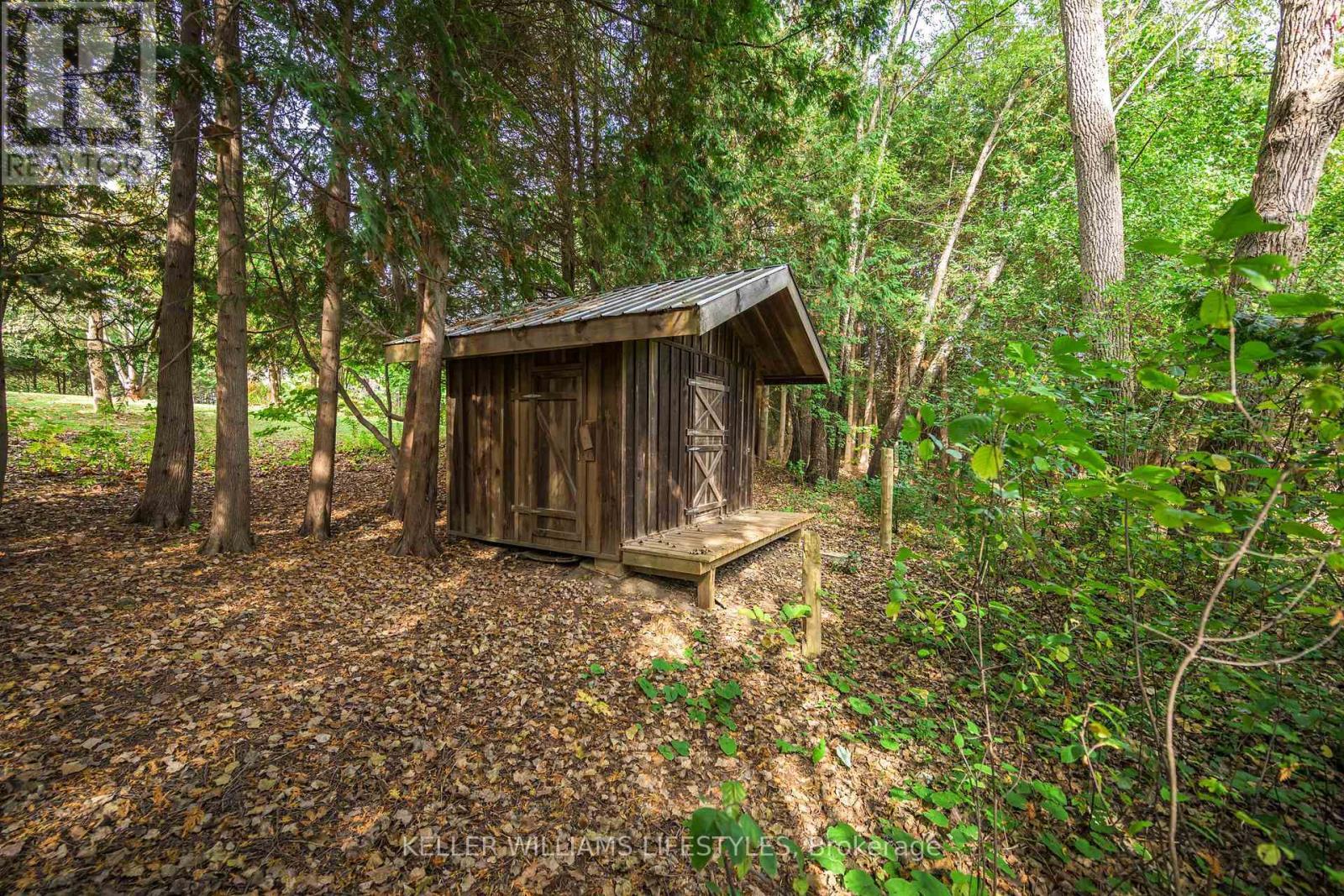 15083 Medway Road, Middlesex Centre, ON - Outdoor