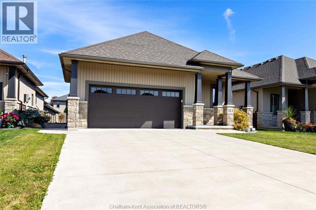 513 Eventide Place, Chatham, ON - Outdoor With Facade