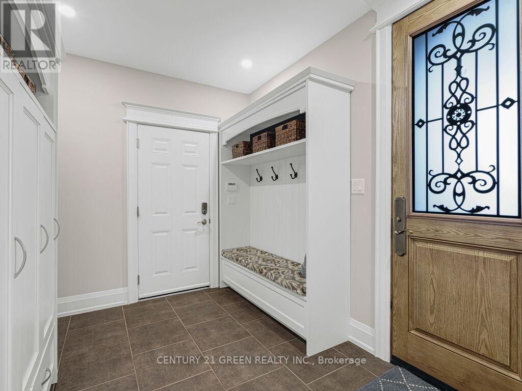 39 Brookhaven Crescent, East Garafraxa, ON - Indoor Photo Showing Other Room