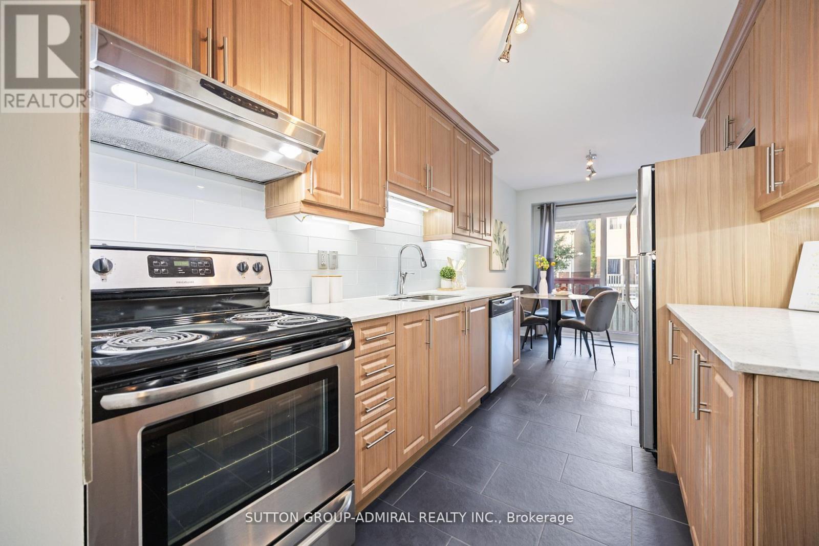 12 Tilburn Place, Toronto, ON - Indoor Photo Showing Kitchen